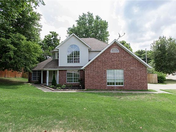 2nd image of 3290 N Southridge Dr