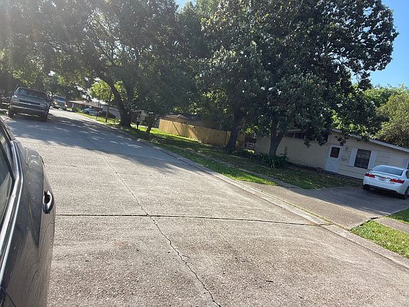 4th image of 1921 Cooper Rd