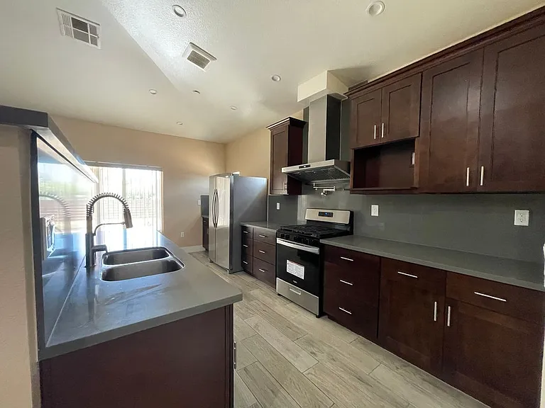 17515 Live Oak St #1 — Photo 7