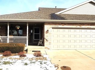 826 Deerpath Ln, Elwood, IL 60421
