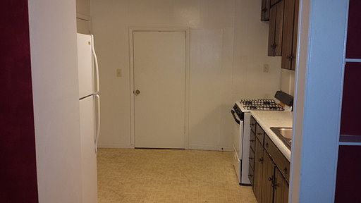 4th image of 831 Grant St APT A