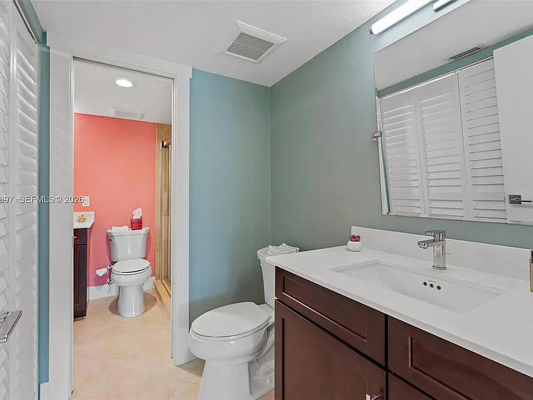 40 NE Plantation Rd #301 — Photo 15
