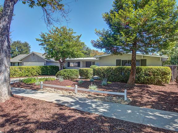 4th image of 4952 Bel Canto Dr