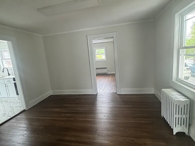 152 Mountain Ave — Photo 7