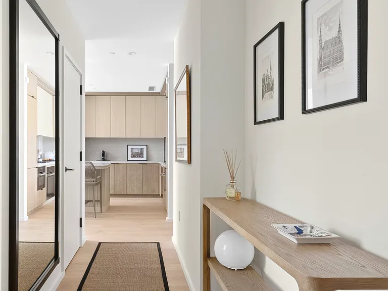 249 E 62nd St #9B — Photo 19