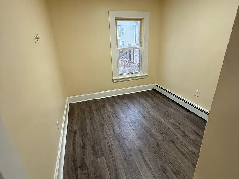 33 Cottage St #1 — Photo 6