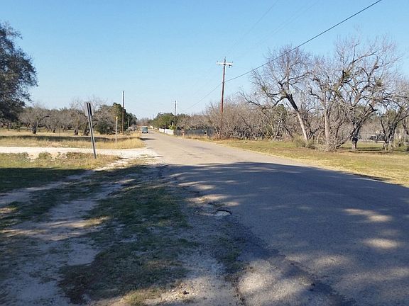 4th image of 750 County Road 770