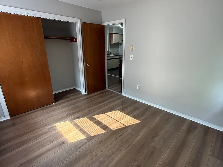 220 Glen Haven Rd #D — Photo 9