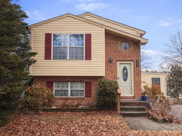 8057 Maywood Ave, Pasadena, MD 21122