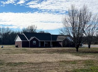 255 Lacy Ln, Batesville, AR 72501