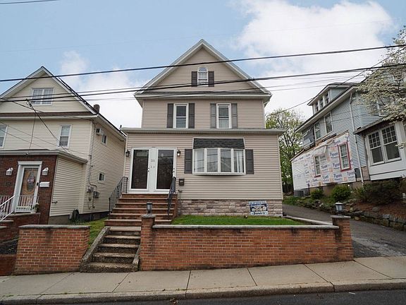 2nd image of 25 Mountainview Ave