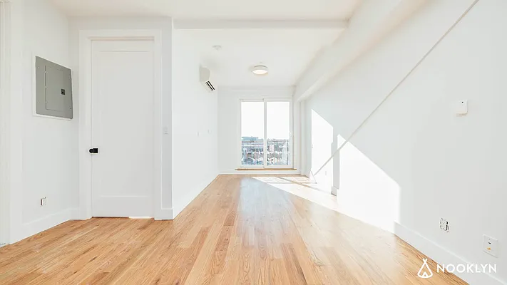 Rented by Nooklyn NYC LLC | media 8