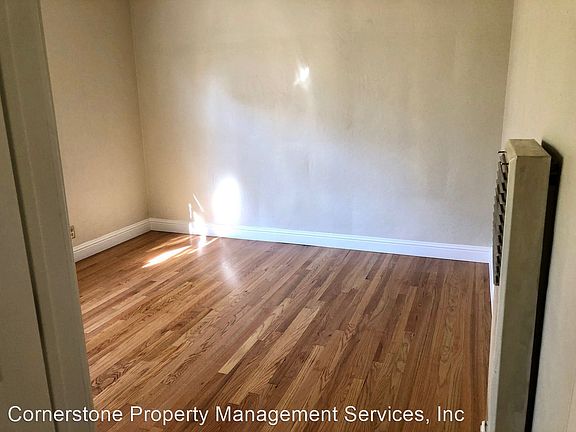 5th image of 1724 H St APT 6