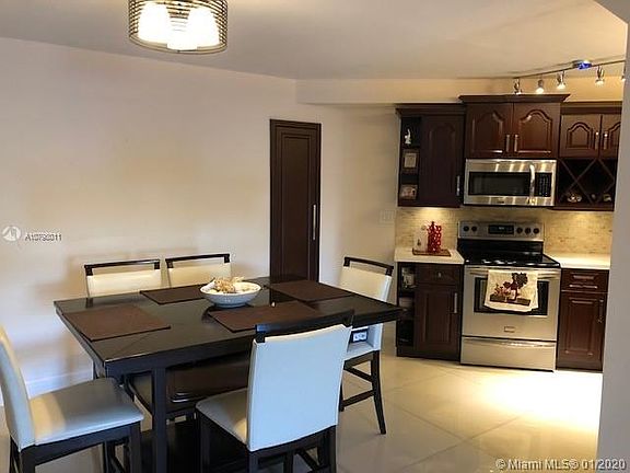4th image of 9411 Fontainebleau Blvd APT 108
