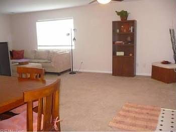 3rd image of 1605 Malibu Pl