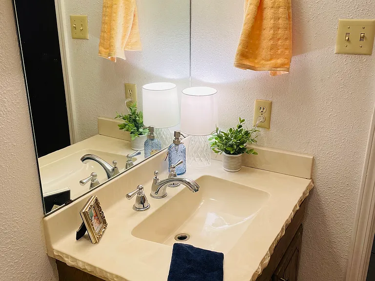 10854 Chickasha Dr #10854 — Photo 4
