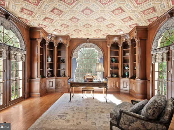 9721 Sorrel Ave, Potomac, MD 20854