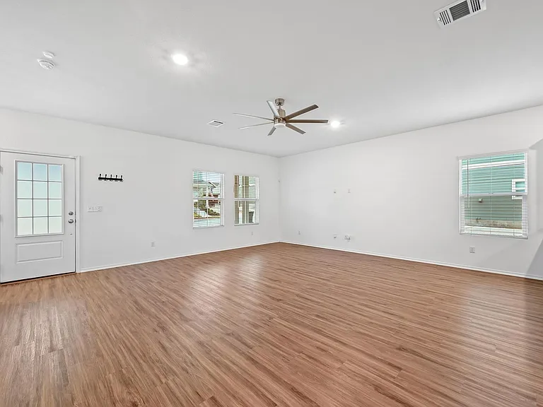 167 Rioja #MAIN HOUSE — Photo 8