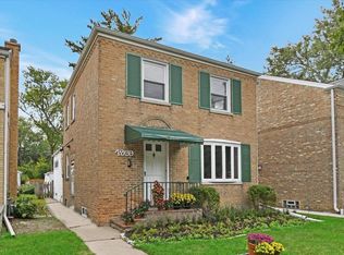 7839 E Prairie Rd, Skokie, IL 60076