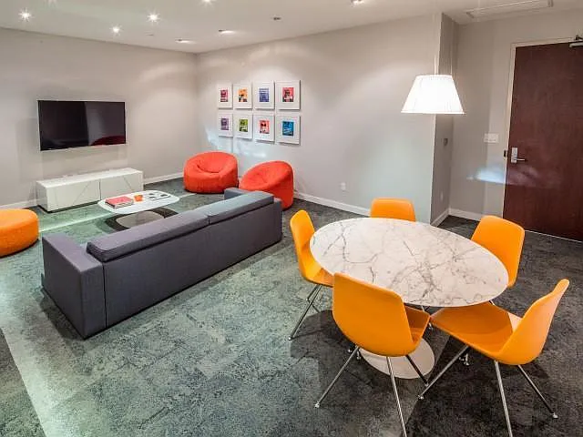 10599 Wilshire Blvd — Photo 10