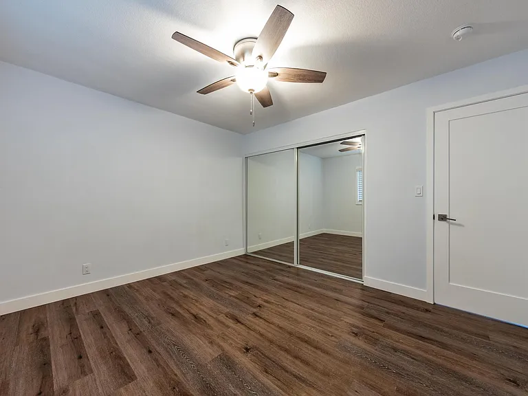 12547 Josephine St — Photo 16