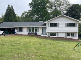 5885 Garber Dr, Sandy Springs, GA 30328