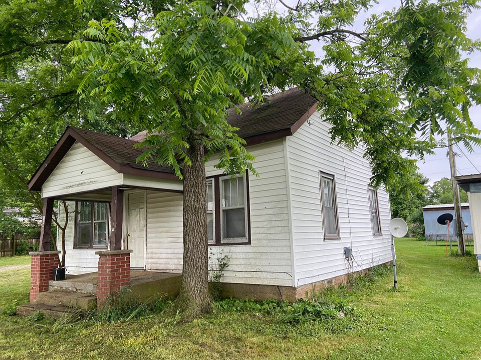 1st image of 134 College Avenue