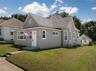 2302 S 15th St, Saint Joseph, MO 64503