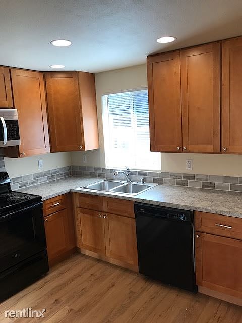 1st image of 3807 Lincoln Ave