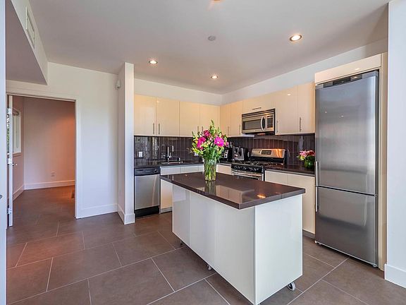 5th image of 1700 Sawtelle Blvd APT 111