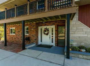 126 Glenview Inn Rd, Glen Carbon, IL 62034