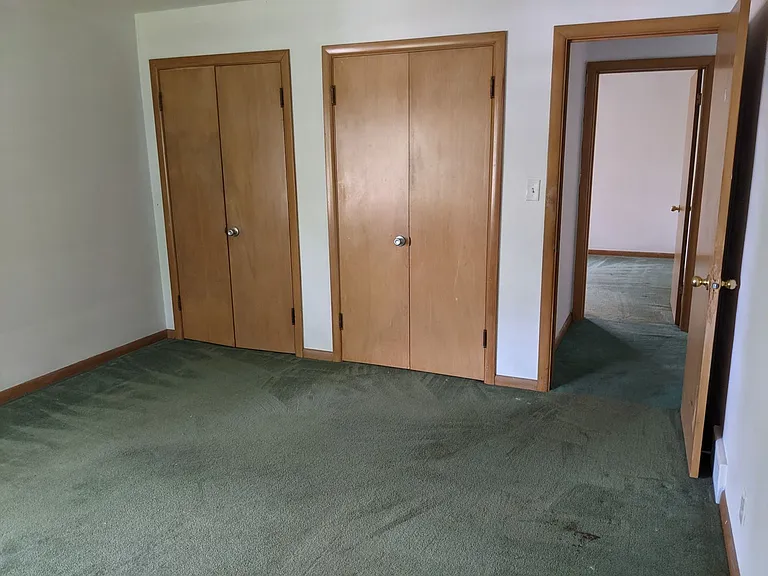 436 Russell Rd — Photo 12