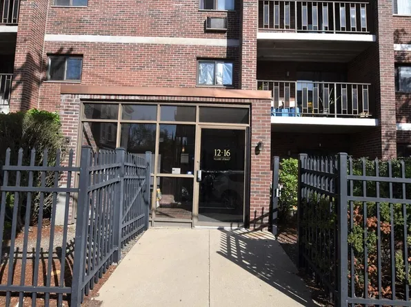 12-16 Ellery St #205, Cambridge, MA 02138