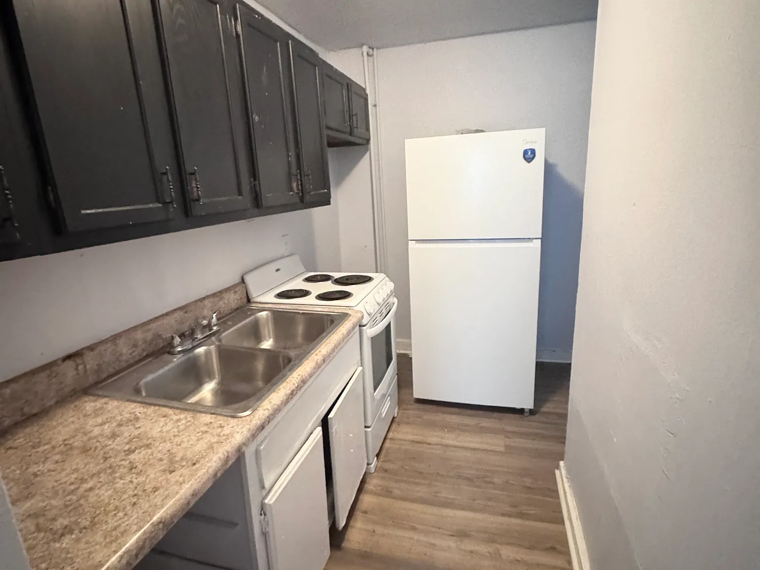 1 bed, 550 sqft, $975 — Photo 4