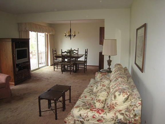 4th image of 32402 Electric Blvd