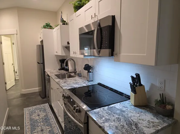 800 PARK Avenue #104, Grand Lake, CO 80447