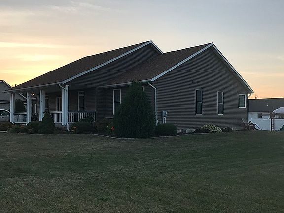 3rd image of 700 Hampshire Dr
