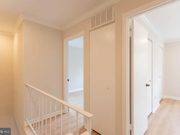 22 Stone Manor Ct #22 — Photo 21