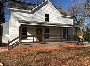 42 Myrtle St SE, Gainesville, GA 30501