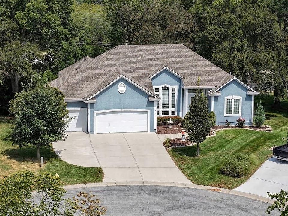 1st image of 2514 SW Wintervalley Ct