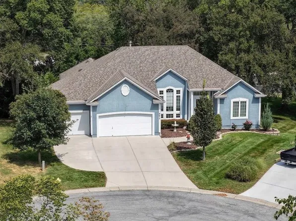 2514 SW Wintervalley Ct, Lees Summit, MO 64081