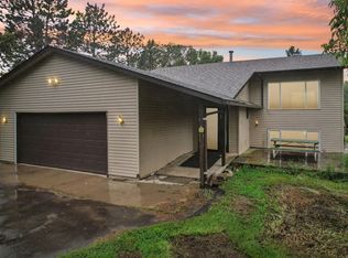 37230 Pottery Trl, Taylors Falls, MN 55084