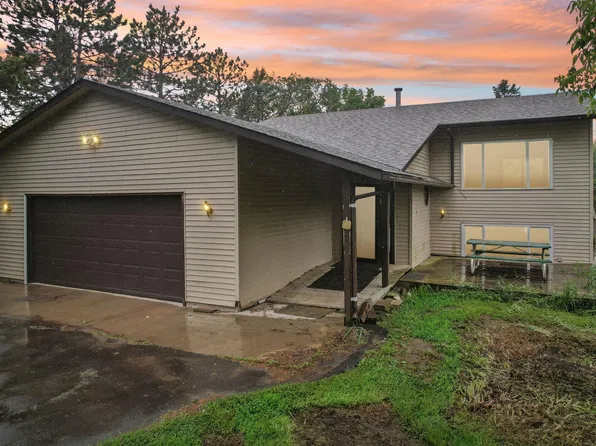 37290 Pottery Trl, Taylors Falls, MN 55084