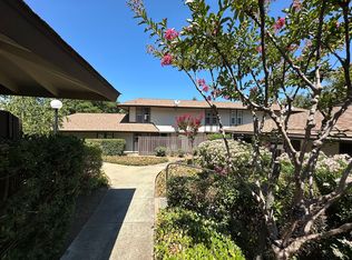 5442 Roundtree Ct APT B, Concord, CA 94521