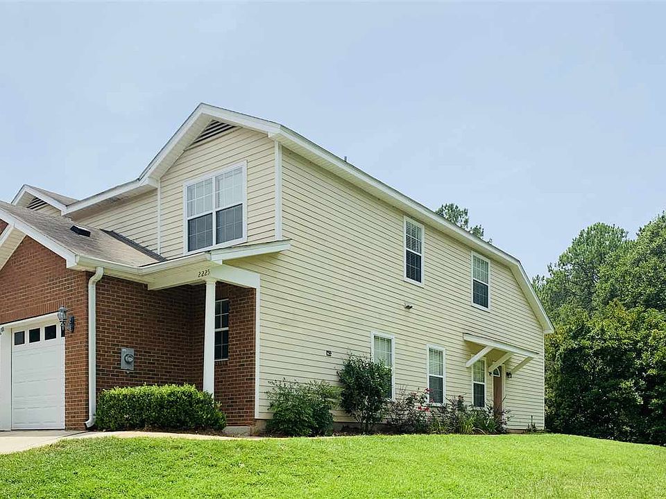 1st image of 2255 Pine Landing Ct