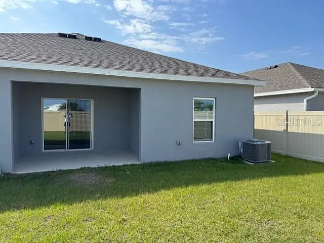 3 bed, 2.0 bath, 1624 sqft, $2,000 — Photo 3