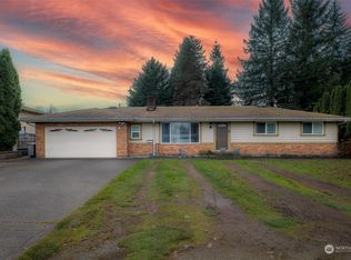 10433 SE 212th St, Kent, WA 98031
