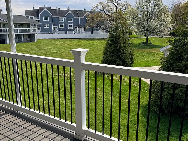 129 Cosey Beach Ave #B2 — Photo 15