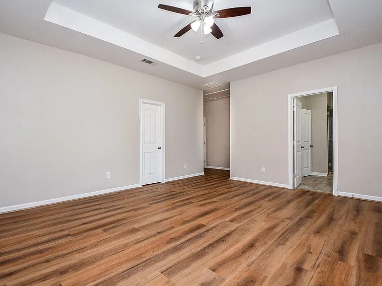 927 Grand Junction Dr — Photo 14