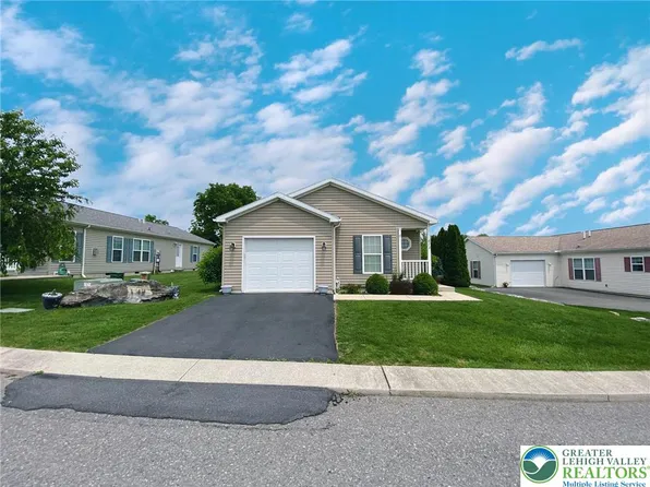 673 Rosecliff Dr, Easton, PA 18040